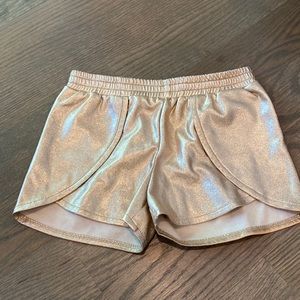 MIA New York Gold Girls shorts size 5.